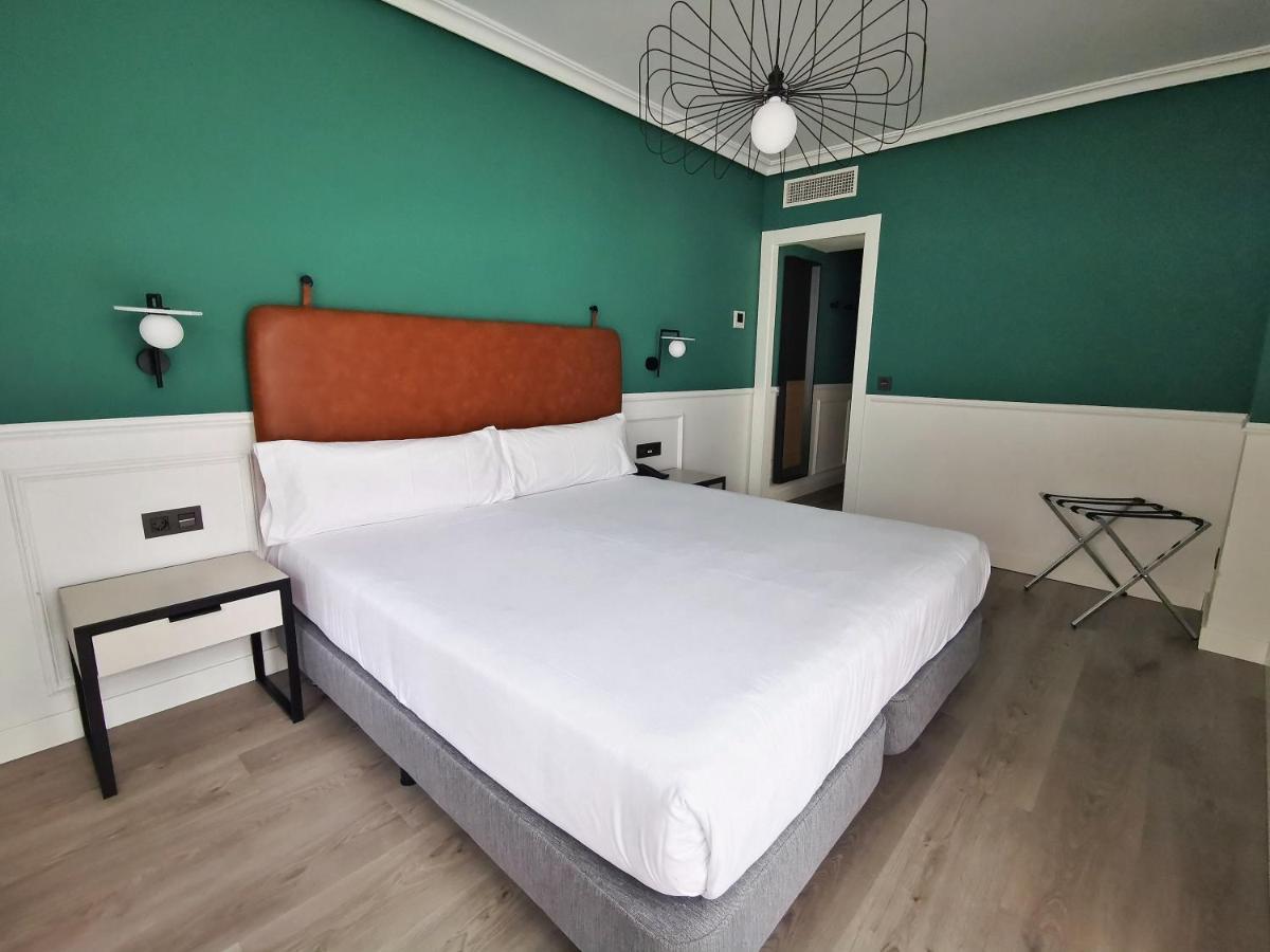 Hotel Don Rodrigo Palencia Kültér fotó