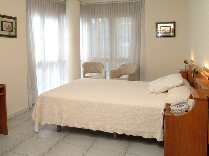 Hotel Don Rodrigo Palencia Kültér fotó